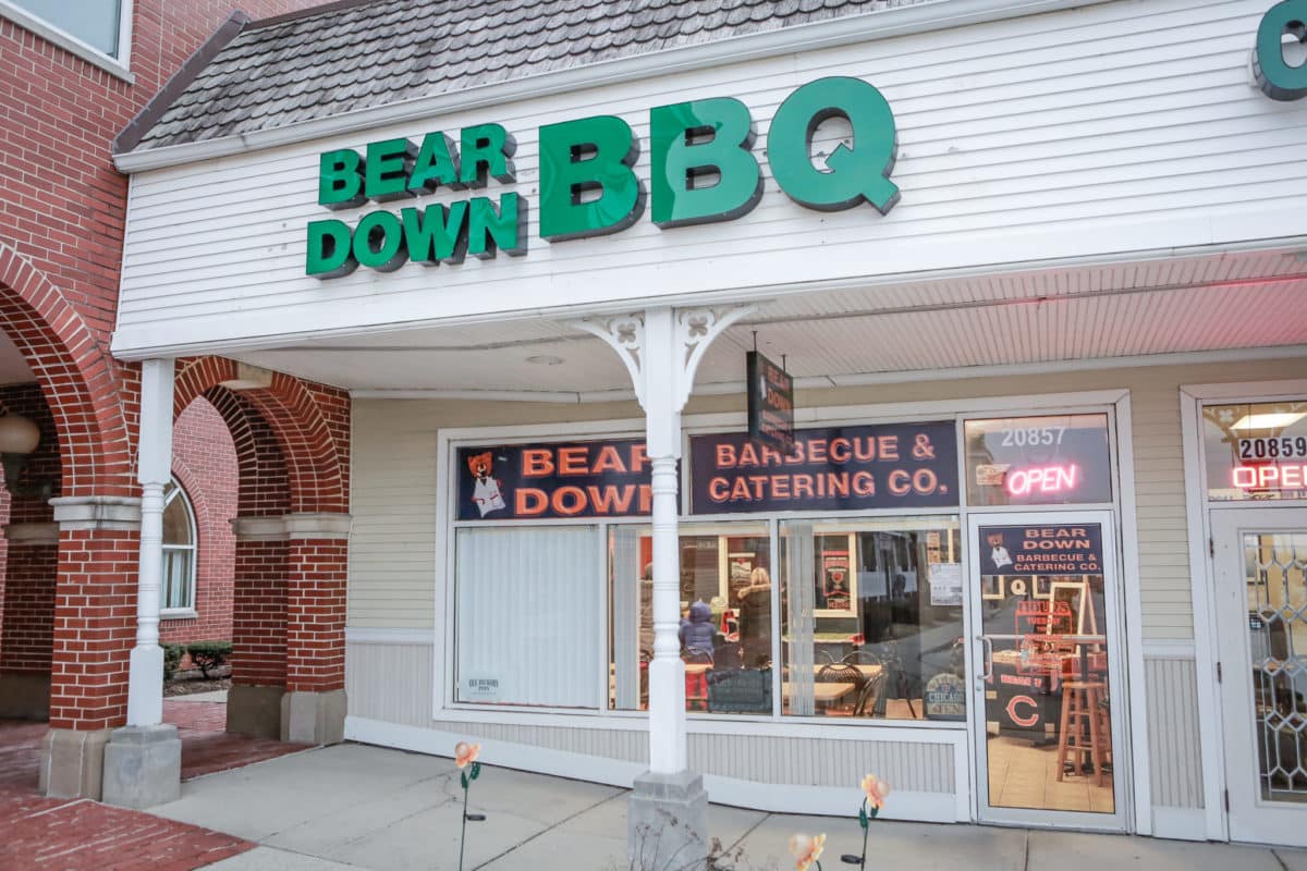 outside-bear-down-bbq